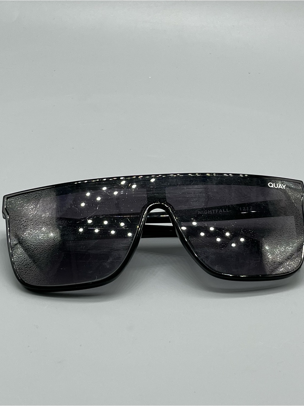 SUNGLASSES QUAY NIGHTFALL 1212 BLACK